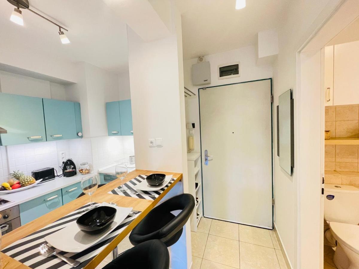Apartament Peony Hollo - Free Garage Under The House *